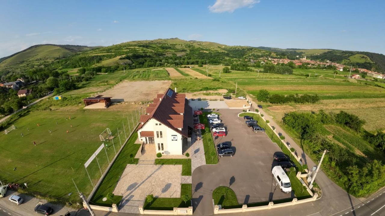 Martini Restaurant & Cazare Sebesel Exterior photo
